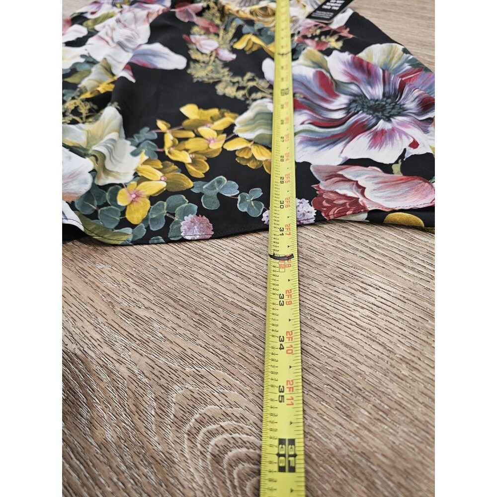 Express Women's Floral V-Neck Long Sleeve Twist Front RomperSize Medium NWT - Picture 7 of 10